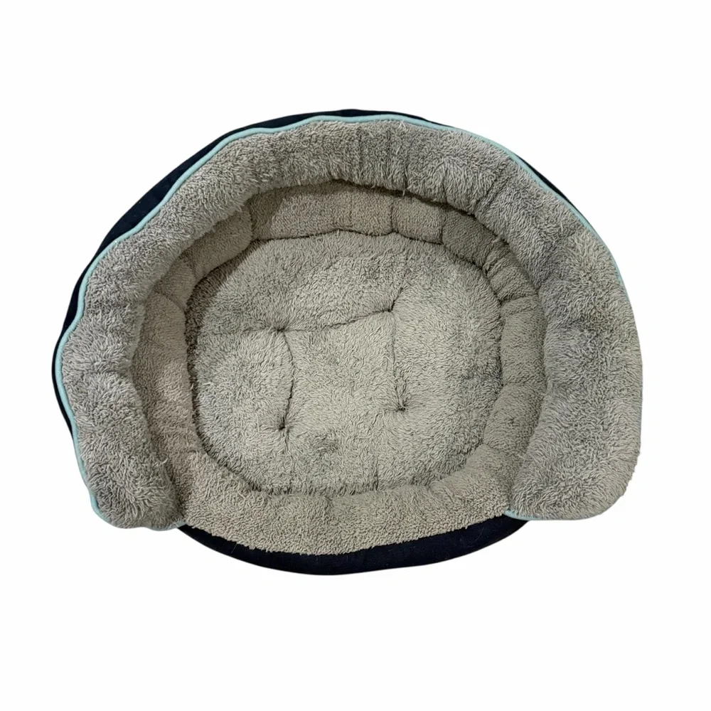 PureWags Navy & Gray 20 Inch Round Washable Cat Bed with Non-Slip Base